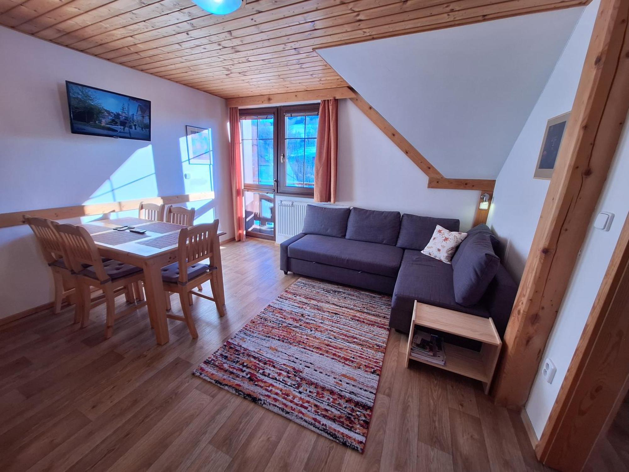 Apartament Ester *